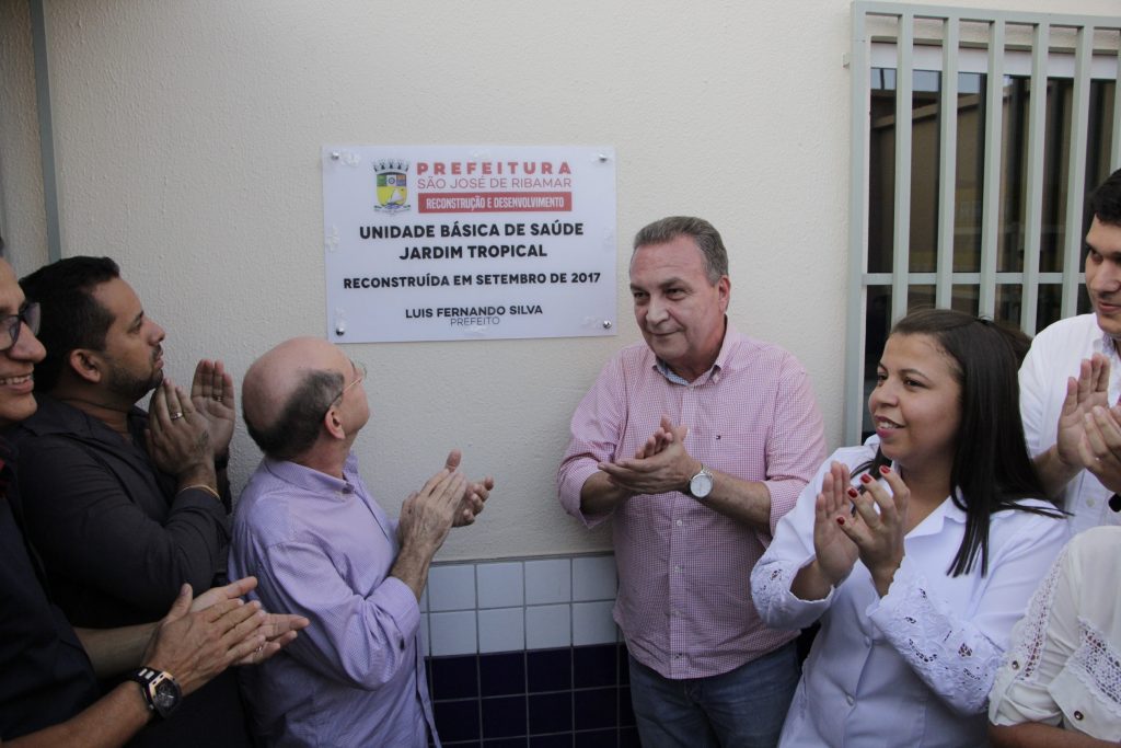 PREFEITO TRABALHADOR – Luis Fernando entrega mais duas UBS’s em Ribamar
