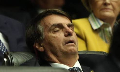 Bolsonaro diz que Miriam Leitão é “porca” e irá “lamber suas botas