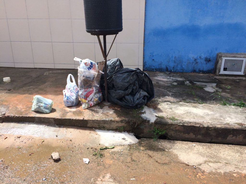 PAÇO DO LUMIAR – Vereadores não seguem ordem de Dutra e prefeito proíbe coleta de lixo no Tambaú
