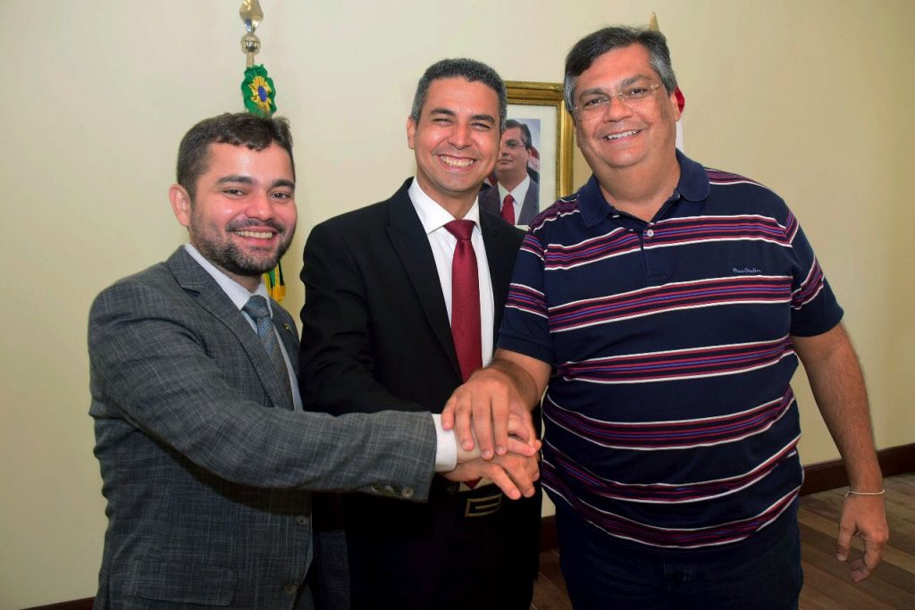 CRIME ELEITORAL: Em Morros, Prefeito Sidrack obriga funcionários a votarem e captarem votos para candidatos