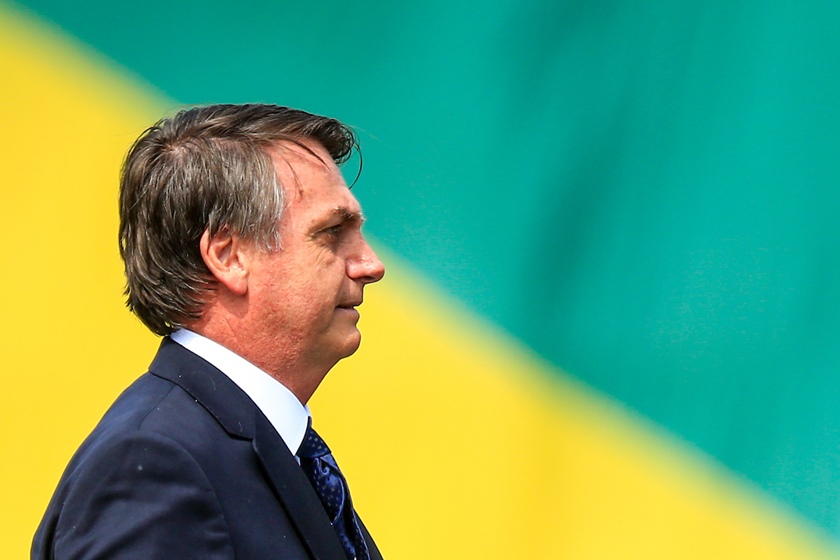 Bolsonaro sanciona orçamento com mais de 48 mil vagas em concursos