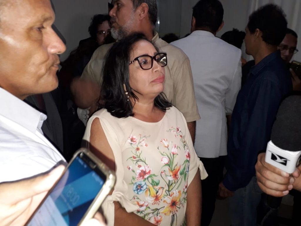 Vereadores botam pressão e Paula da Pindoba anula exoneração de secretário