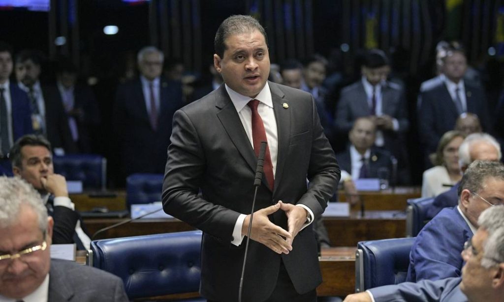 Weverton Rocha se apequenou no Senado Federal