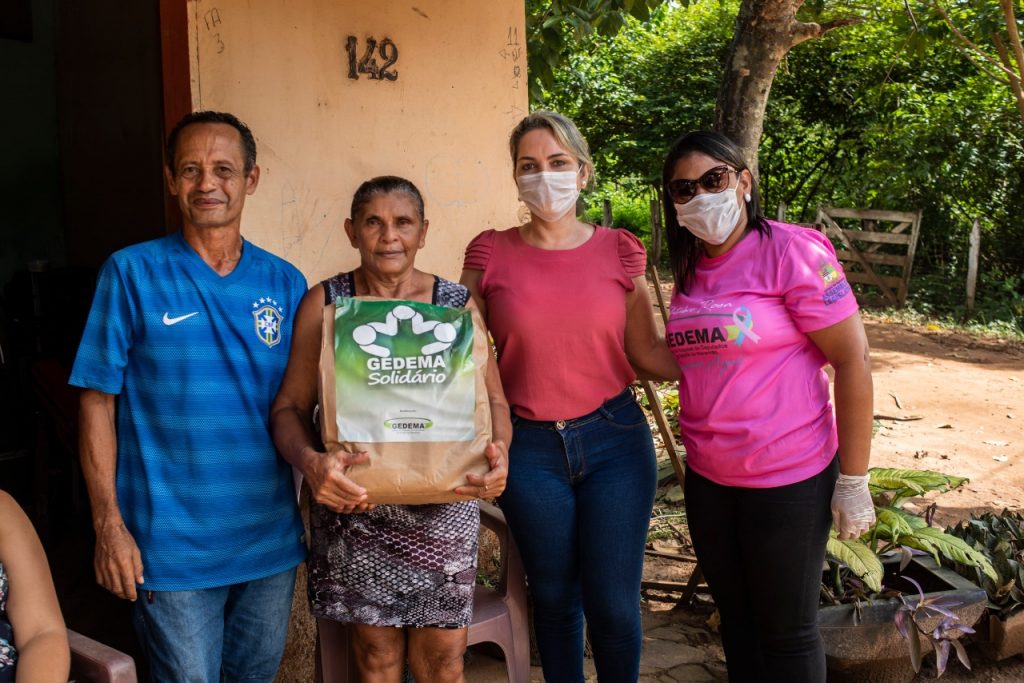 Gedema doa cestas básicas, colchões e lençóis a famílias vítimas de enchentes em Grajaú