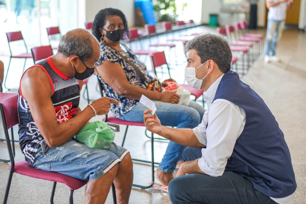 São Luís: Braide anuncia calendário de vacina contra Covid com uma faixa etária por dia e abertura de drive-thru na UEMA 