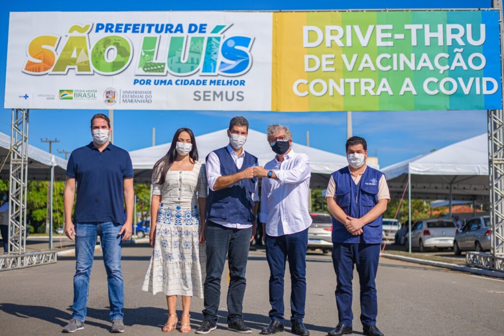 Braide acompanha início do funcionamento do drive-thru da Uema, quinto ponto de vacinação contra Covid-19 em São Luís 