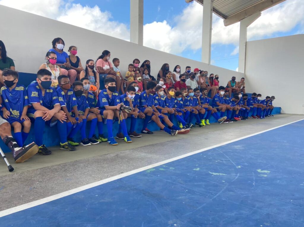 Prefeitura de Bacabeira inicia projeto de escolinha de futebol em parceria com o Cruzeiro