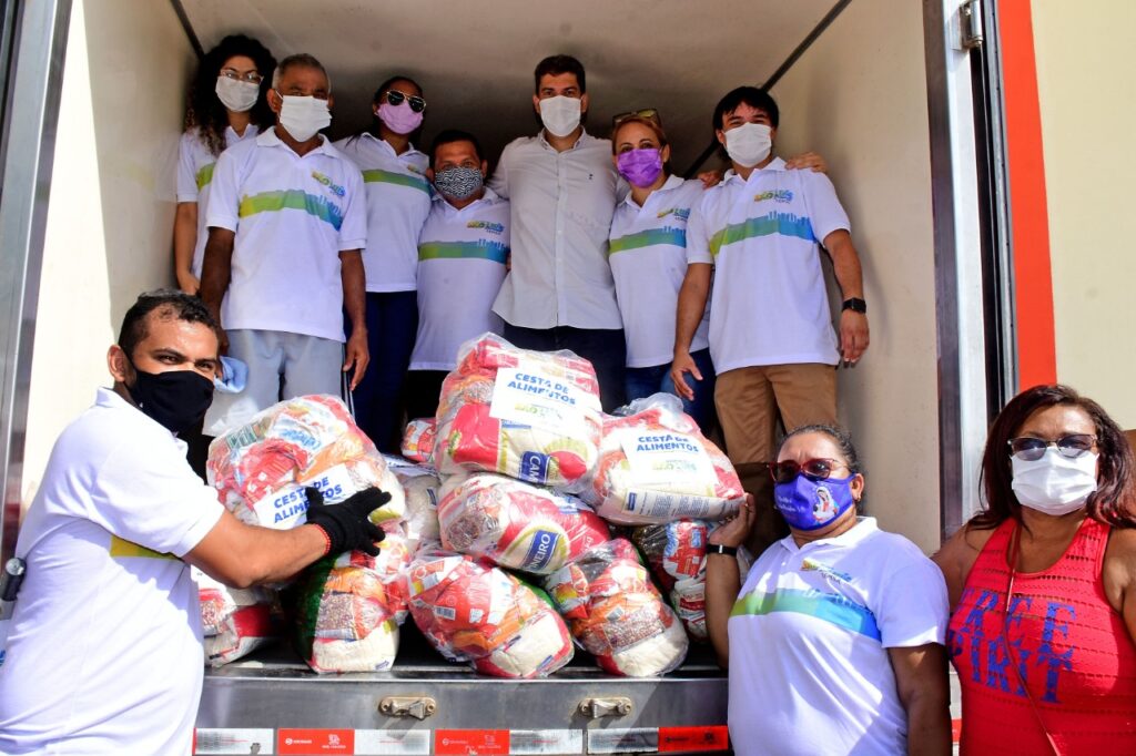 Braide inicia a entrega das 10 mil cestas de alimentos para famílias da região do Quilombo Urbano da Liberdade