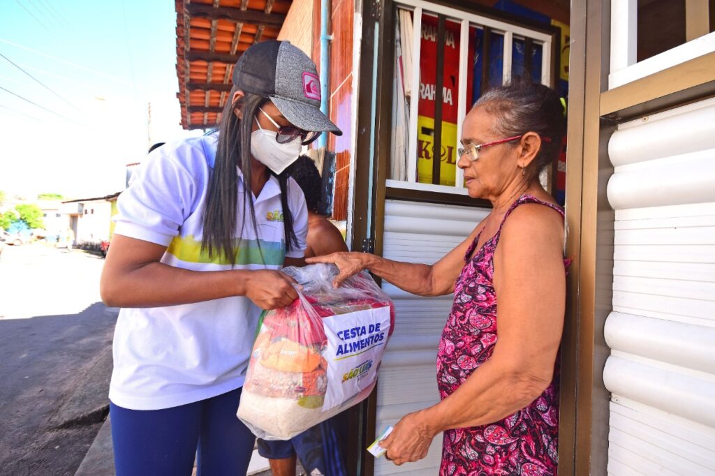Prefeitura de São Luís contempla mais 600 famílias da área da Liberdade com entrega de cestas de alimentos 