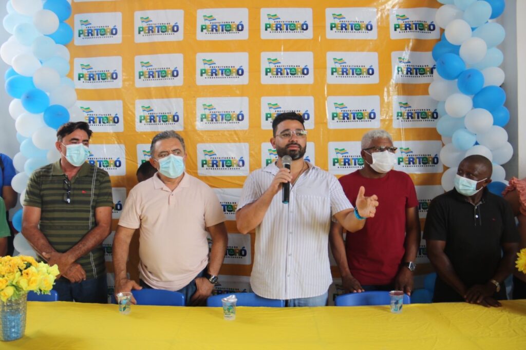 Peritoró: Programa Maranhão Quilombola e prefeito Dr. Júnior entregam campo agrícola 