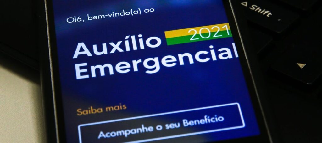 Auxílio Emergencial: MP garante R$ 4,1 bilhões retroativos aos pais solteiros
