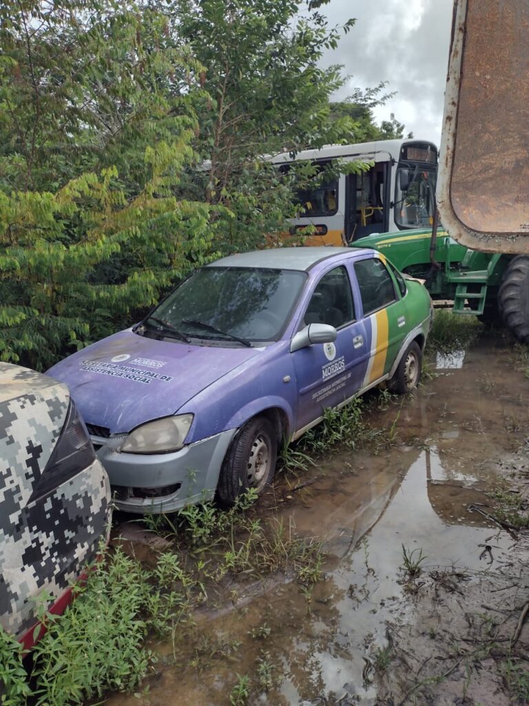 Morros: Paraíba ‘Papa Tudo’ gastou quase R$ 3 milhões com ‘manutenção de veículos’; vereadora descobre cemitério de carros abandonados