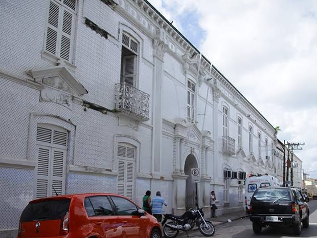 Pacientes denunciam cobrança de R$ 800,00 por laqueadura na Santa Casa de São Luís