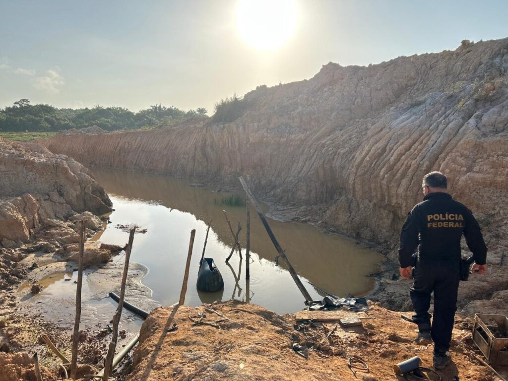 No município de Godofredo Viana, mais uma mineradora clandestina é alvo da polícia