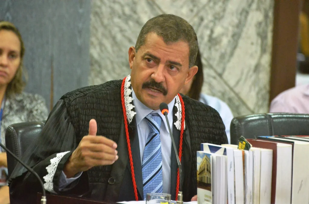 ‘Constrangimento configurado’ justificou decisão do Desembargador José Joaquim de suspender investigação contra vereadores de São Luís; decisão