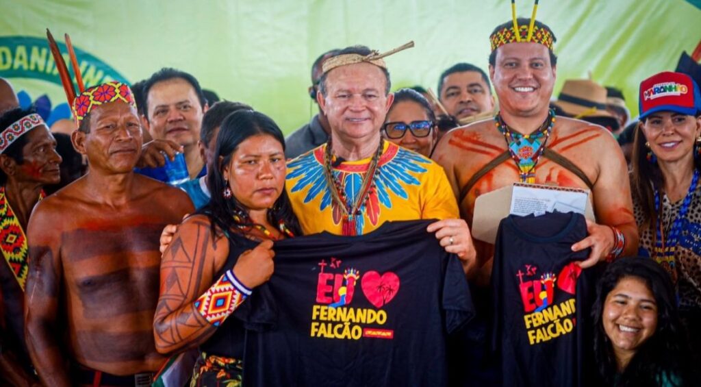 Governador Carlos Brandão e Felipe Camarão entregam a maior escola indígena do estado na Aldeia Escalvado