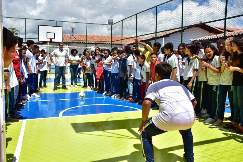 São Luís: Braide inaugura mais duas escolas novas, no Maracanã e Estiva
