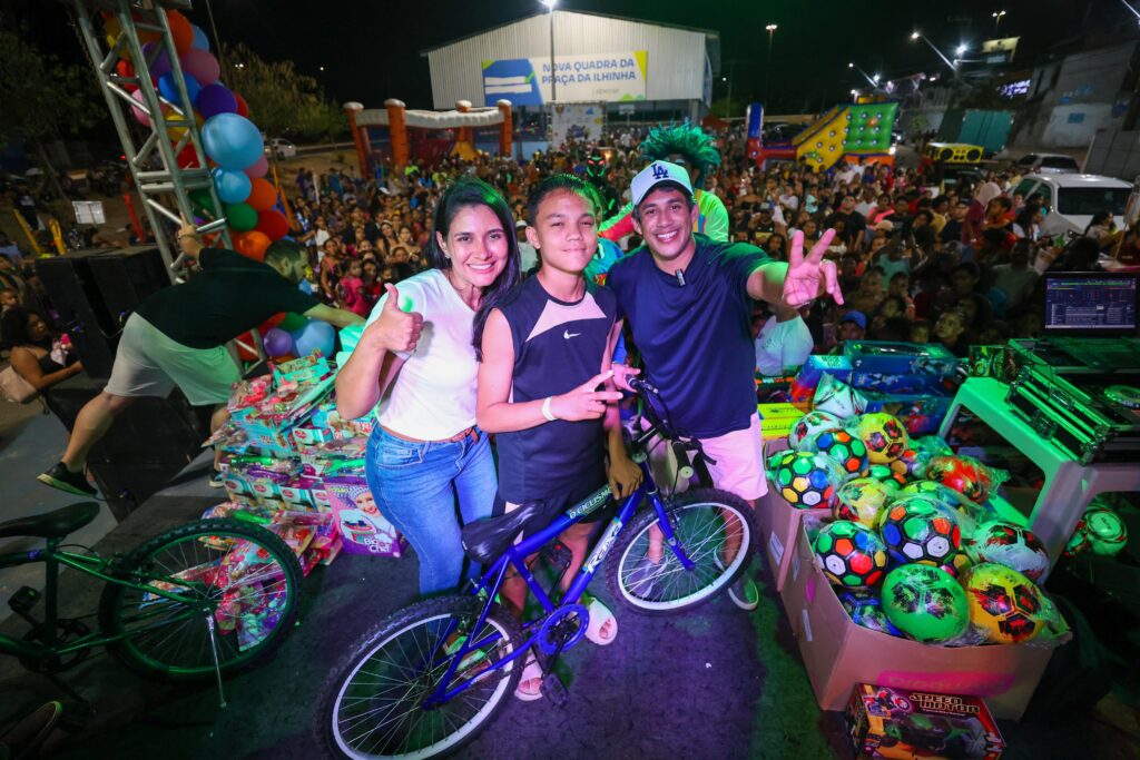 Osmar Filho e Clara Gomes realizam festa para as crianças na região do São Francisco